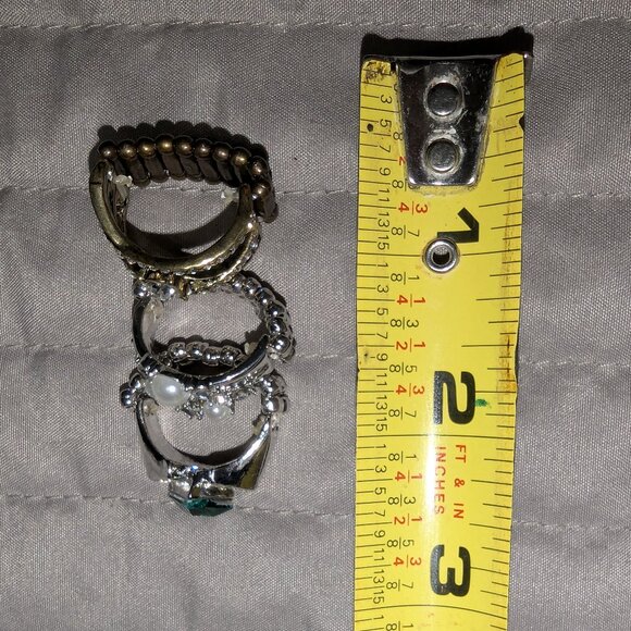 $3 with Bundle ~ Lot of 3 Rhinestone Stretch Rings 5424 - Picture 4 of 4
